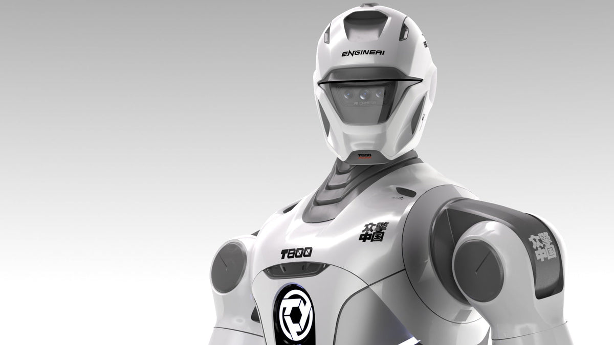 EngineAI T800 Max Edition head and chest close-up